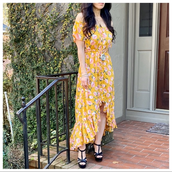 ✨LAST ONE✨off the shoulder high low boho dress - Picture 8 of 8